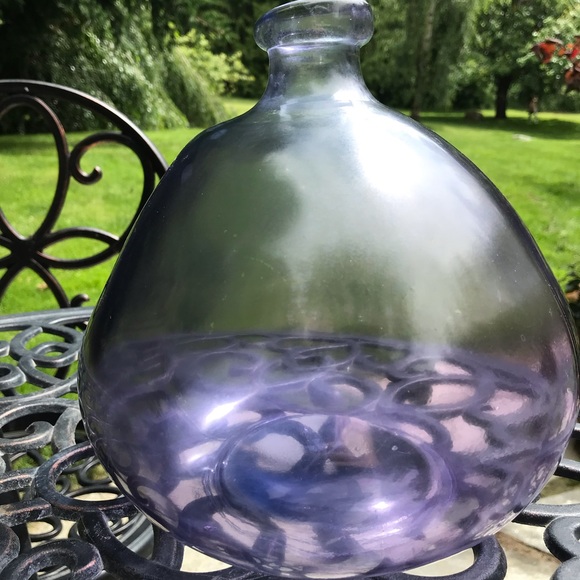 Lilac askew bulbous recycled glass handmade vase - Picture 6 of 13